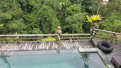 Hostal Bayu House And Villas