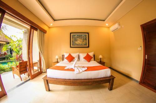 Hostal Cahyatika House & Spa