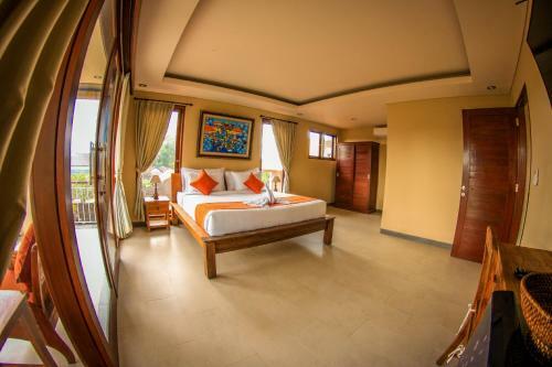 Hostal Cahyatika House & Spa