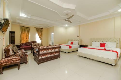 Hostal Reddoorz Plus @ Jalan Tugu Silalahi Tongging