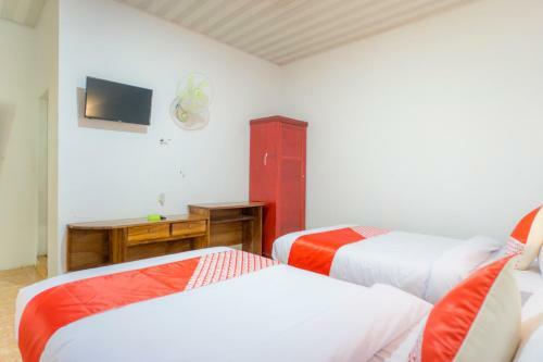 Hotel Oyo 2186 Tongging Beach