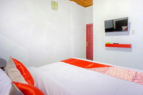 Hotel Oyo 2186 Tongging Beach