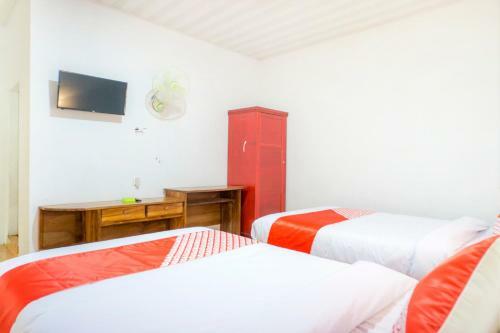 Hotel Oyo 2186 Tongging Beach