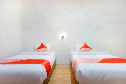 Hotel Oyo 2186 Tongging Beach