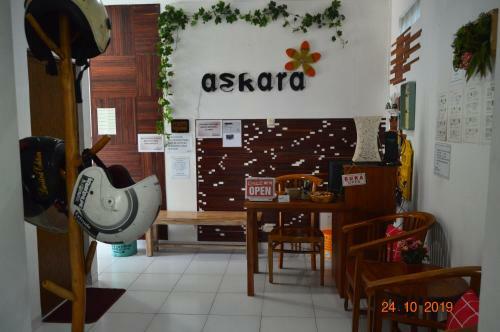 Posada Askara Guest House & Hostel