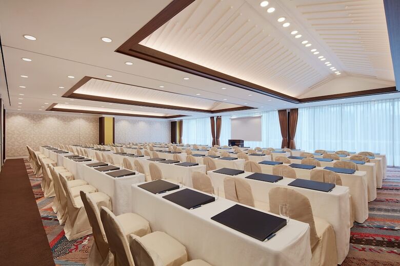 Sunmarina Hotel
