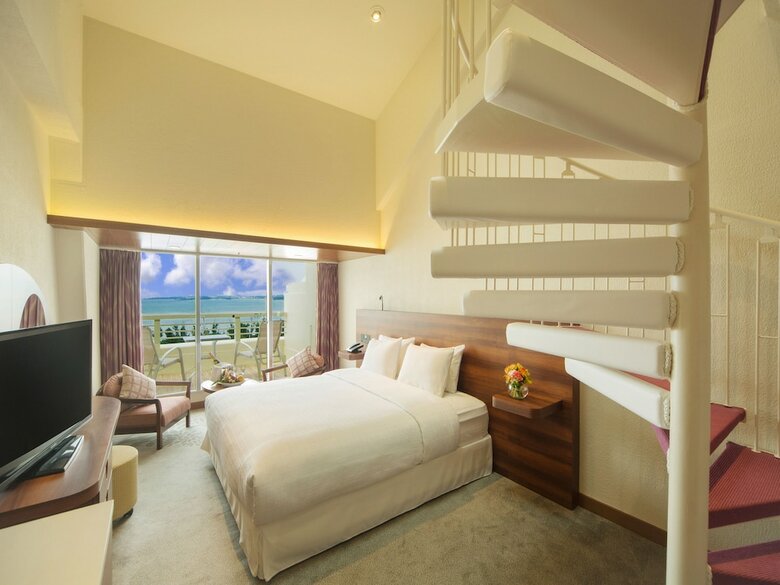 Sunmarina Hotel