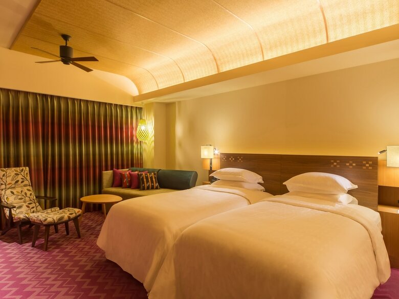 Sunmarina Hotel