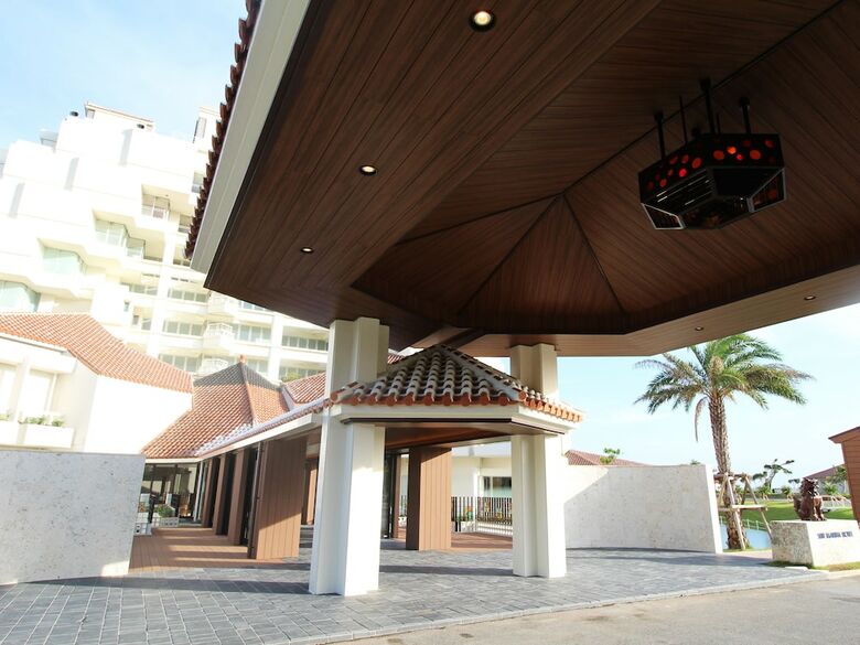 Sunmarina Hotel