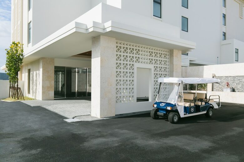 Sunmarina Hotel