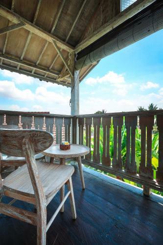 Ubud Glassy Villa
