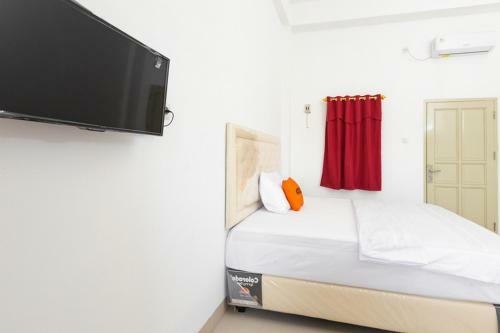 Hotel Reddoorz @ Losari Area 2