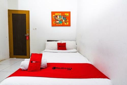 Hotel Reddoorz @ Hertasning Area 2