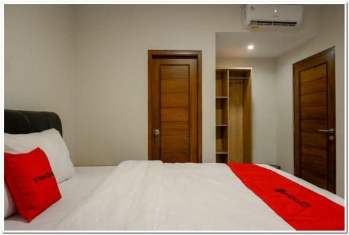 Hotel Reddoorz Near Sleman City Hall 2