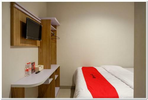 Hotel Reddoorz Near Sleman City Hall 2
