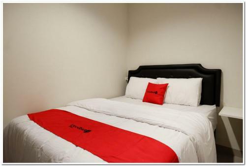 Hotel Reddoorz Near Sleman City Hall 2