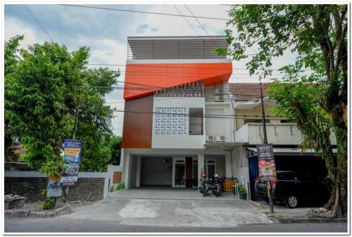 Hotel Reddoorz Near Sleman City Hall 2