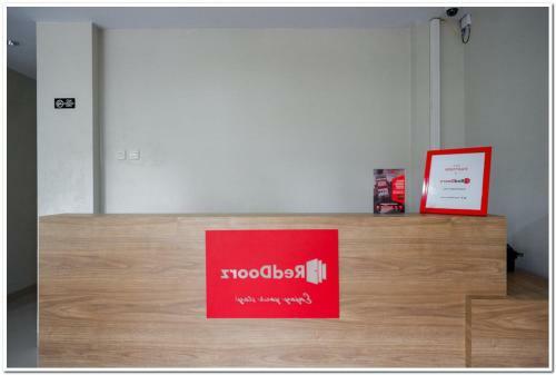 Hotel Reddoorz Near Sleman City Hall 2