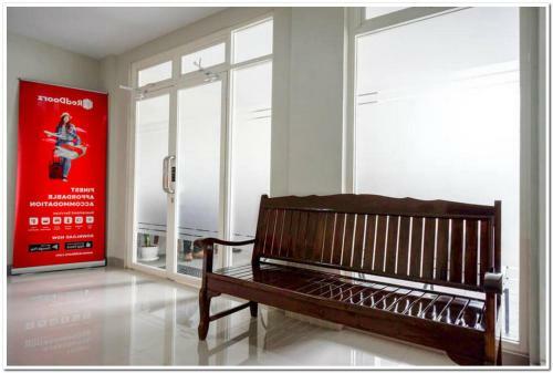 Hotel Reddoorz Near Sleman City Hall 2