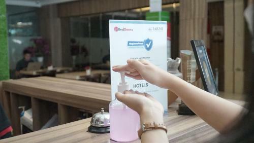 Hostal Reddoorz Near Umy Yogyakarta 2