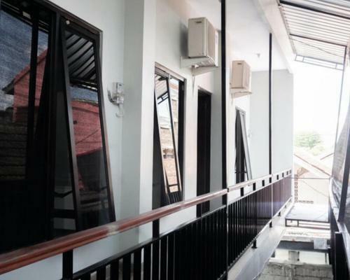 Hostal Berlian Homestay Syariah Wirobrajan