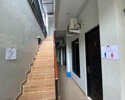 Hostal Berlian Homestay Syariah Wirobrajan