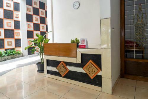 Hotel Oyo 2684 Wisma Orange