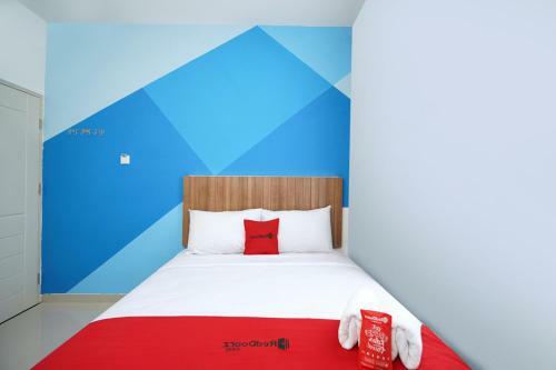 Hostal Reddoorz Plus @ Terban Residence