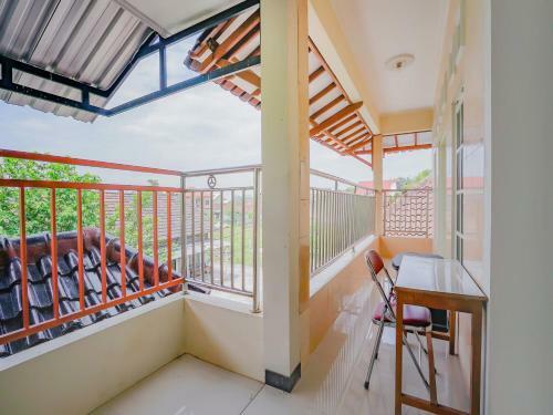 Hotel Oyo 90210 Kenari House Syariah