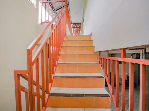 Hotel Oyo 90210 Kenari House Syariah