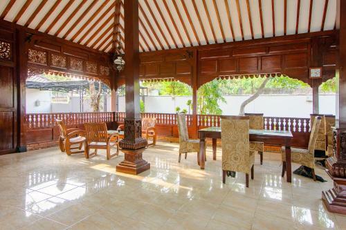 Hotel Oyo 1473 Omah Tentrem Syariah