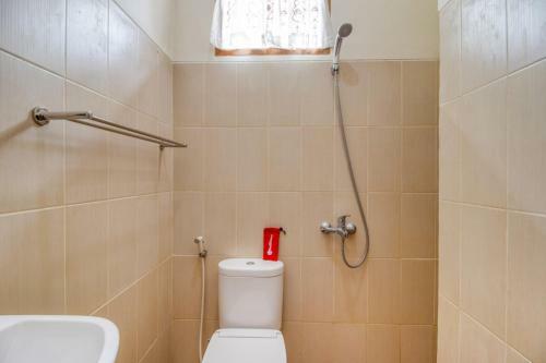 Hostal Reddoorz Near Universitas Gajah Mada