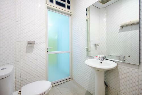 Oyo 2105 Hotel Sanca Inn