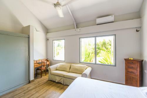 Flamboyan Apartments Sanur