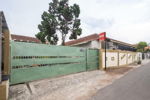 Oyo 2394 Hotel Brosta