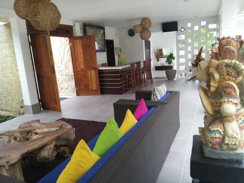 Hostal Adi Abian Villa