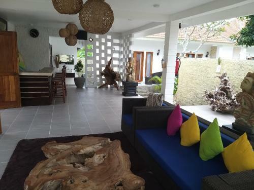 Hostal Adi Abian Villa