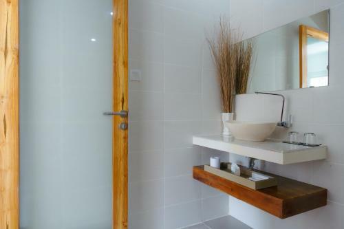Hostal Adi Abian Villa