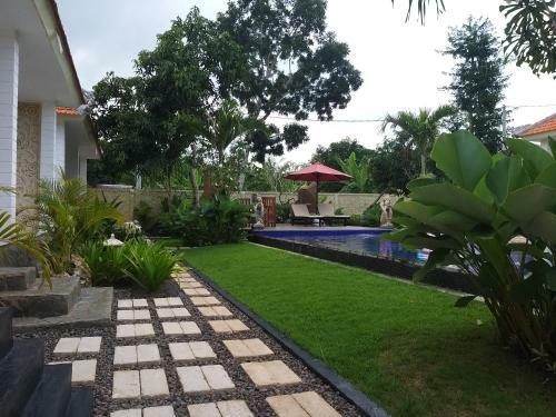 Hostal Adi Abian Villa