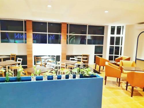 Albergue Madina Inn Hotel