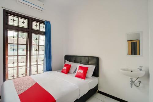 Hotel Oyo 3467 White Residence