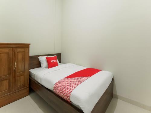 Hotel Oyo 90045 Annafi Apartel