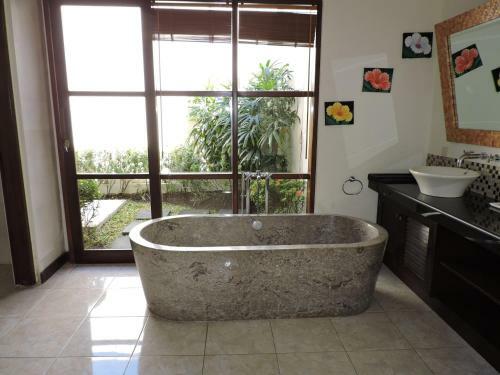 Accessible Villa G At Ellora