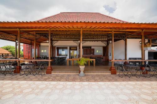 Hotel Oyo 2392 Nusa Dua Eling Inn