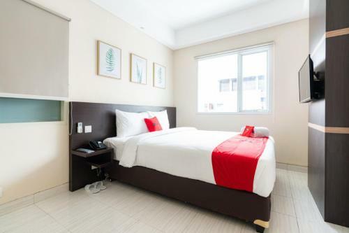 Hostal Reddoorz Plus @ Panakkukang Makassar