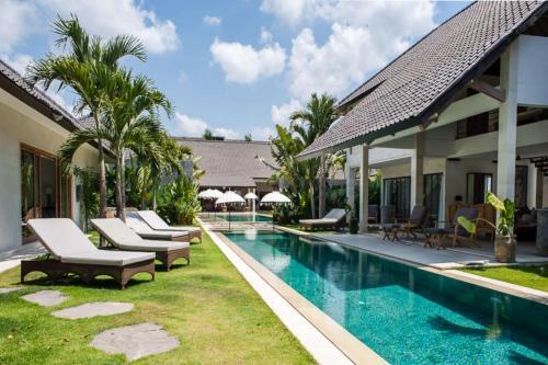 5 Star Villa For Rent In Bali, Bali Villa 2084