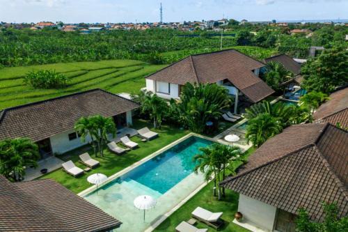 5 Star Villa For Rent In Bali, Bali Villa 2084