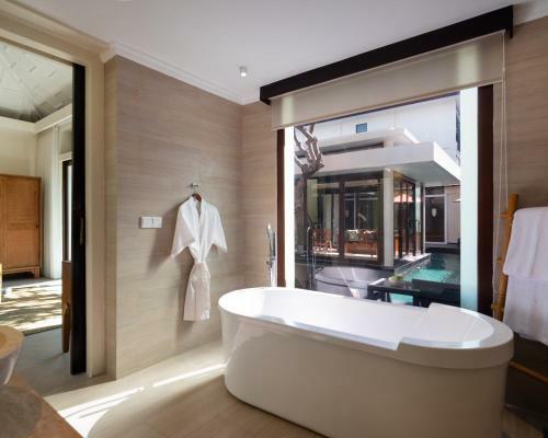 Hotel Avani Seminyak Bali Resort