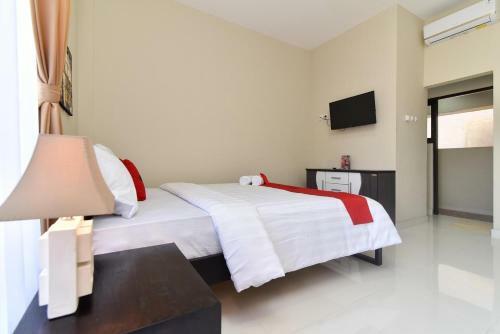 Hostal Reddoorz Plus Near Jalan Imam Bonjol Denpasar