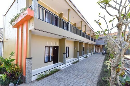 Hostal Reddoorz Plus Near Jalan Imam Bonjol Denpasar